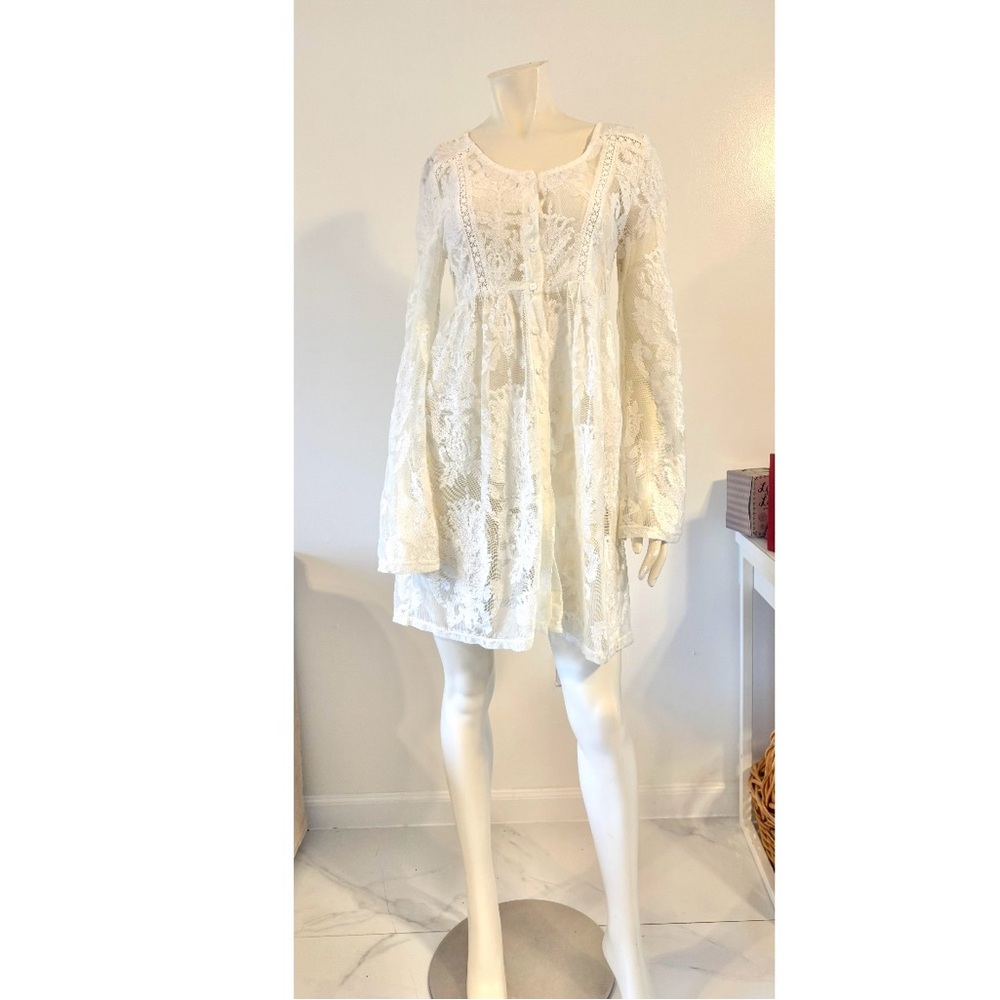 MINKPINK White Lace Mesh Top - Picture 5 of 11